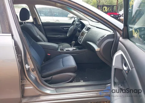 2016 Nissan Altima 2.5 Sv z USA, uszkodzony, nr VIN 1N4AL3AP2GC156760